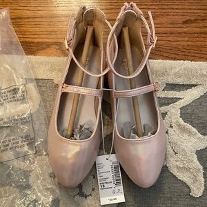The Children’s Place New Little Girls Pink dress shoes child size 13 BNIP